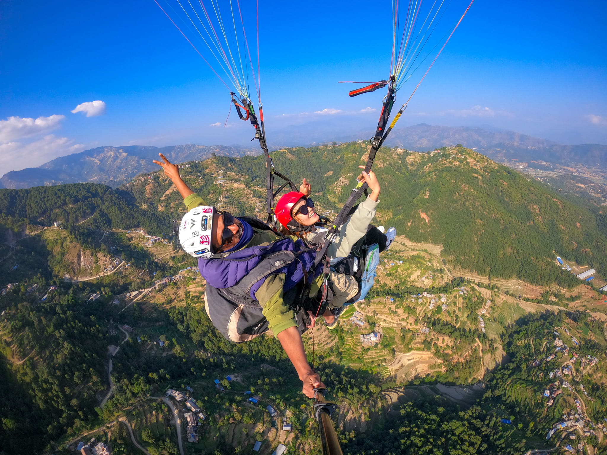 धुलिखेलमा सुरु भयो प्याराग्लाइडिङ उडान, वडा अध्यक्ष गौतमलाई मुद्दा(भिडियो)