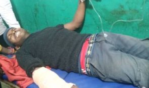 प्रहरी कार्यालय घेर्न पुगेको भिडलाई प्रहरीले गोली चलायो
