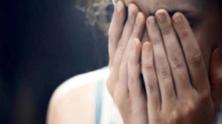 आफ्नै साथीको अश्लील भिडियो बनाएर ब्ल्याकमेल