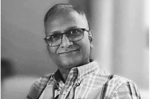साहित्यकार एवम् मार्क्सवादी चिन्तक ताराकान्त पाण्डेयको बस दुर्घटनामा मृत्यु
