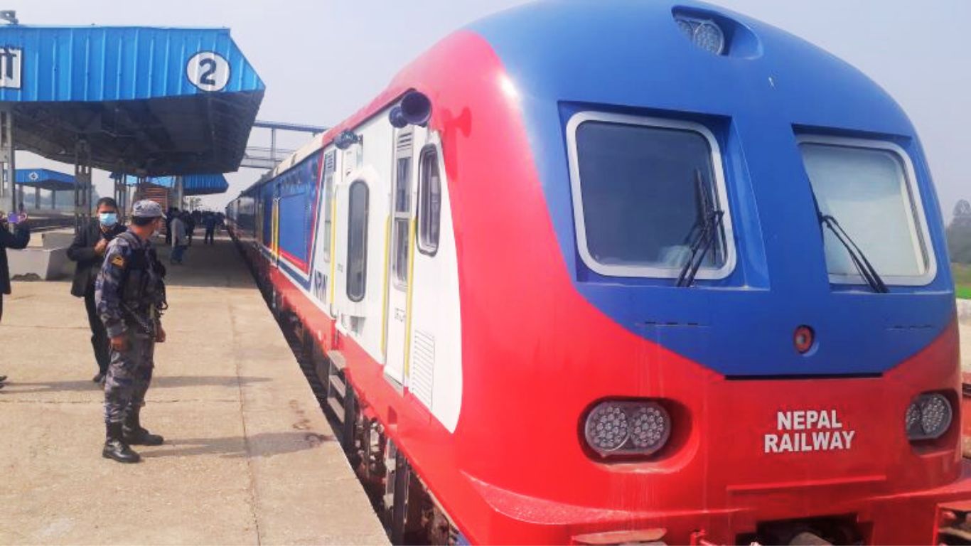 जनकपुरबाट अयोध्याका लागि रेल छुट्ने