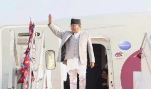 प्रधानमन्त्री प्रचण्ड स्वदेश फिर्ता