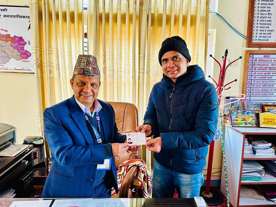 ३० जनाले लिए गैरआवासीय नागरिकता