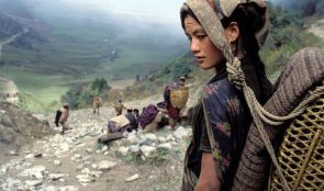 एक्काइस प्रतिशत गर्भवती उन्नाइस वर्षमुनिका  बालिका