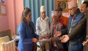 दुधमा आत्मनिर्भर जिल्ला काभ्रेकै किसान आन्दोलित , प्रजिअलाई बुझाए ज्ञापनपत्र
