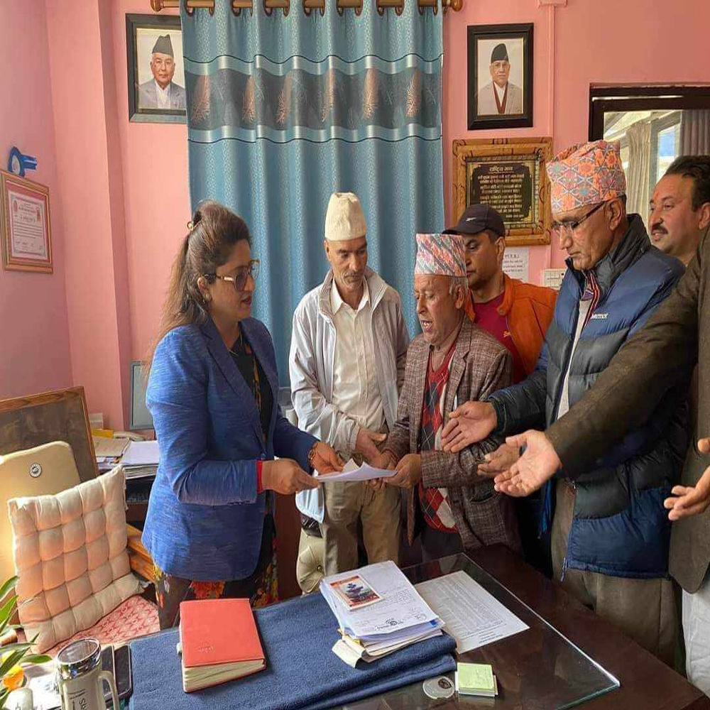 दुधमा आत्मनिर्भर जिल्ला काभ्रेकै किसान आन्दोलित , प्रजिअलाई बुझाए ज्ञापनपत्र