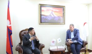 नेपालमा धेरै अन्तर्राष्ट्रिय क्रिकेट खेल आयोजना नेपाललाई गर्न दिन आइसिसी अध्यक्षलाई आग्रह