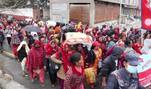 पैसाको अभावले घर फर्किन पनि पाएनन् मिटरब्याज पीडित