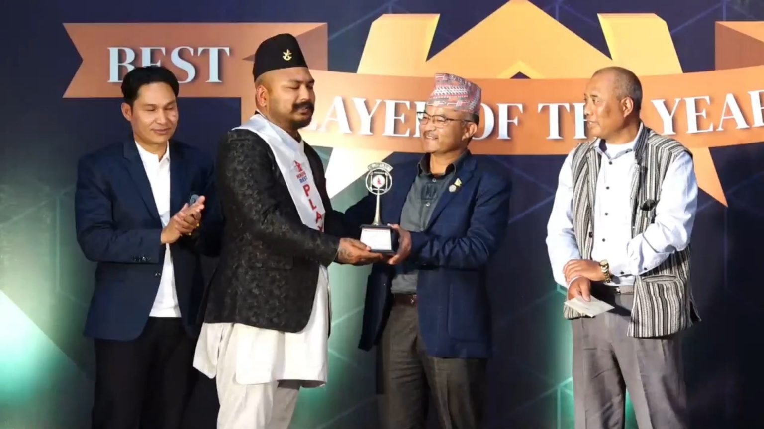 दीपक र सुष्मा वर्षको सर्वोत्कृष्ट खेलाडी घोषित