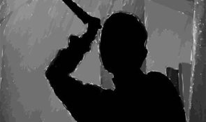 बाटोमा ठोक्किएको निहुँमा विवाद हुँदा चक्कु हानेर हत्या