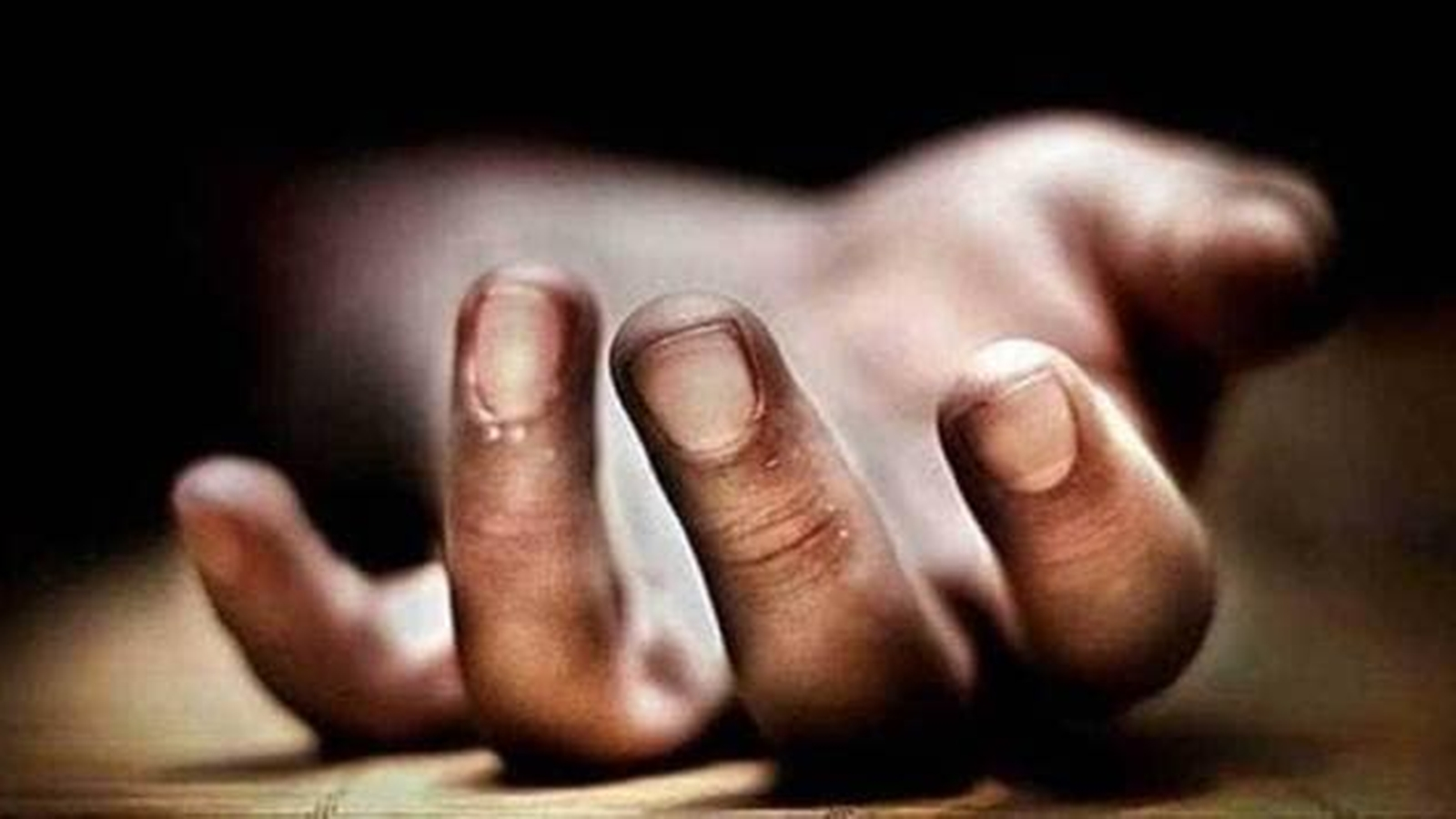 गाडीले ठक्कर दिंदा  एक जनाको मृत्यु