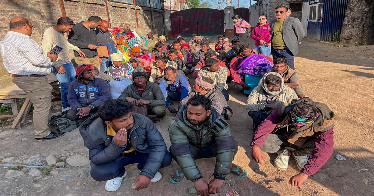 कश्मीरमा बन्धक बनाइएका ३५ नेपाली मजदुरको उद्धार