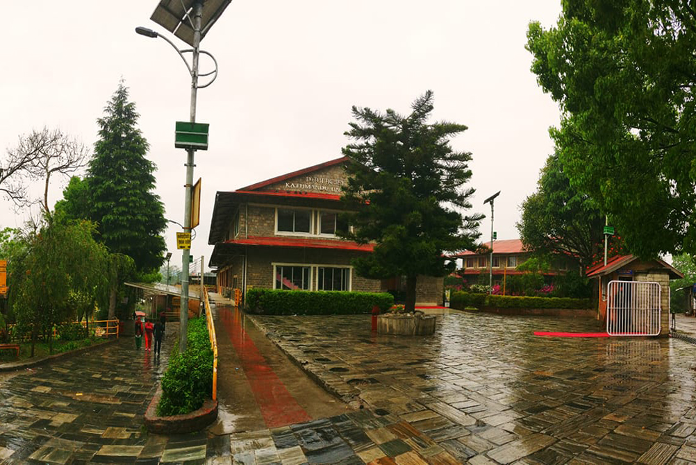 धुलिखेल अस्पतालको कुरूवा कोठामा पुरूषको शव फेला