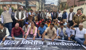 दुग्ध किसान सडकमा