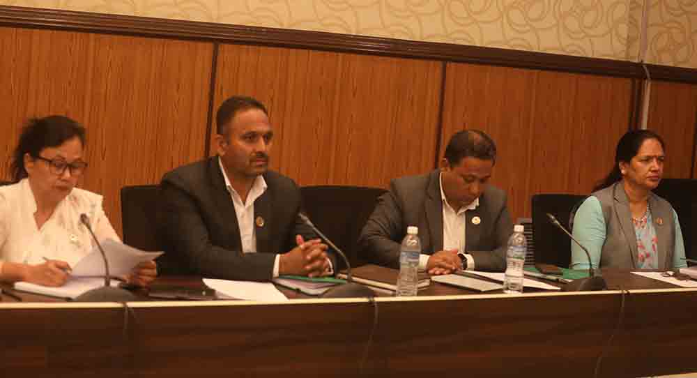 सहकारी बचत ठगीसम्बन्धि संसदीय छानबिन समितिको बैठक जारी