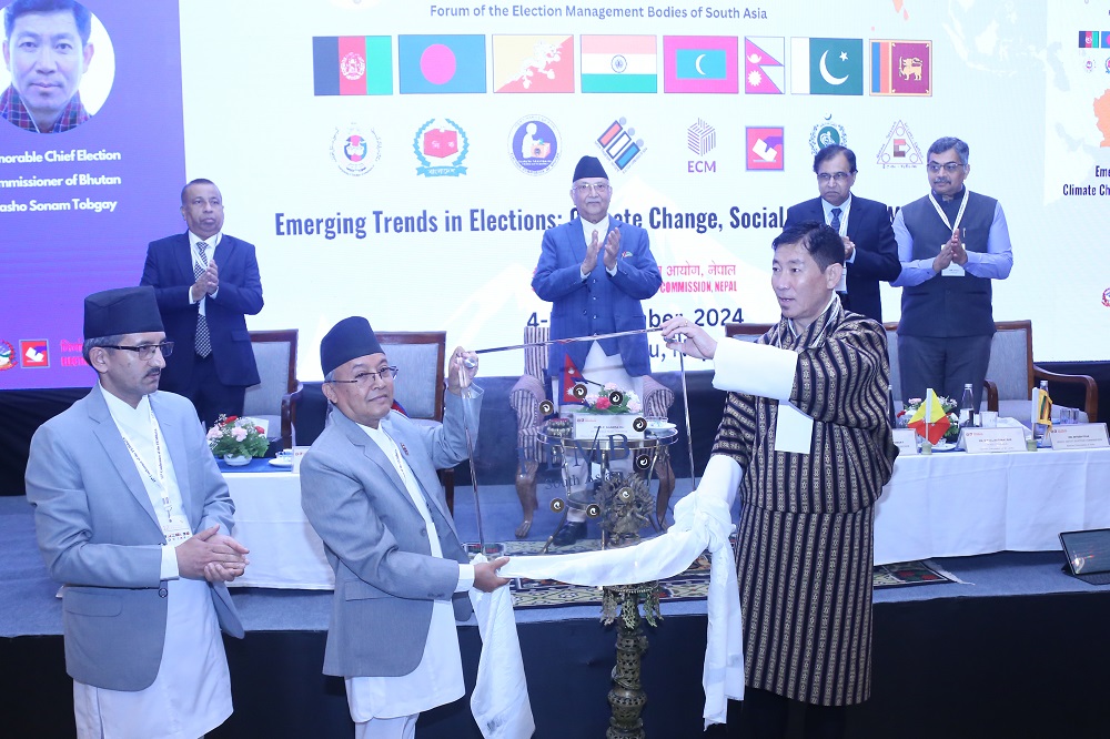 नेपालीहरु जहाँ बसेका भए पनि मताधिकार प्रयोग गर्न पाउने वातावरण बनाउन  प्रयास हुनेछ : प्रधानमन्त्री