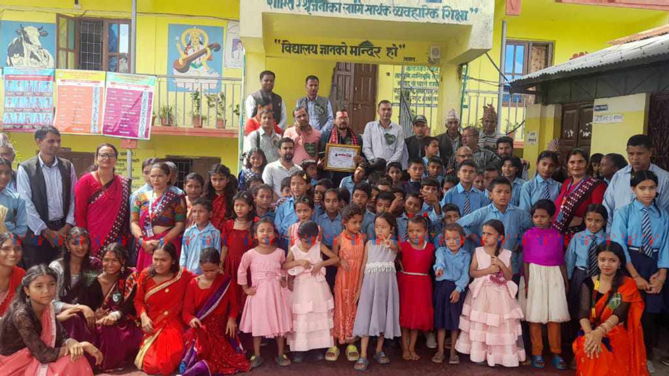 रास्वपा सभापतिले गरे विधार्थिको सहयोगका लागी , अक्षयकोष स्थापना