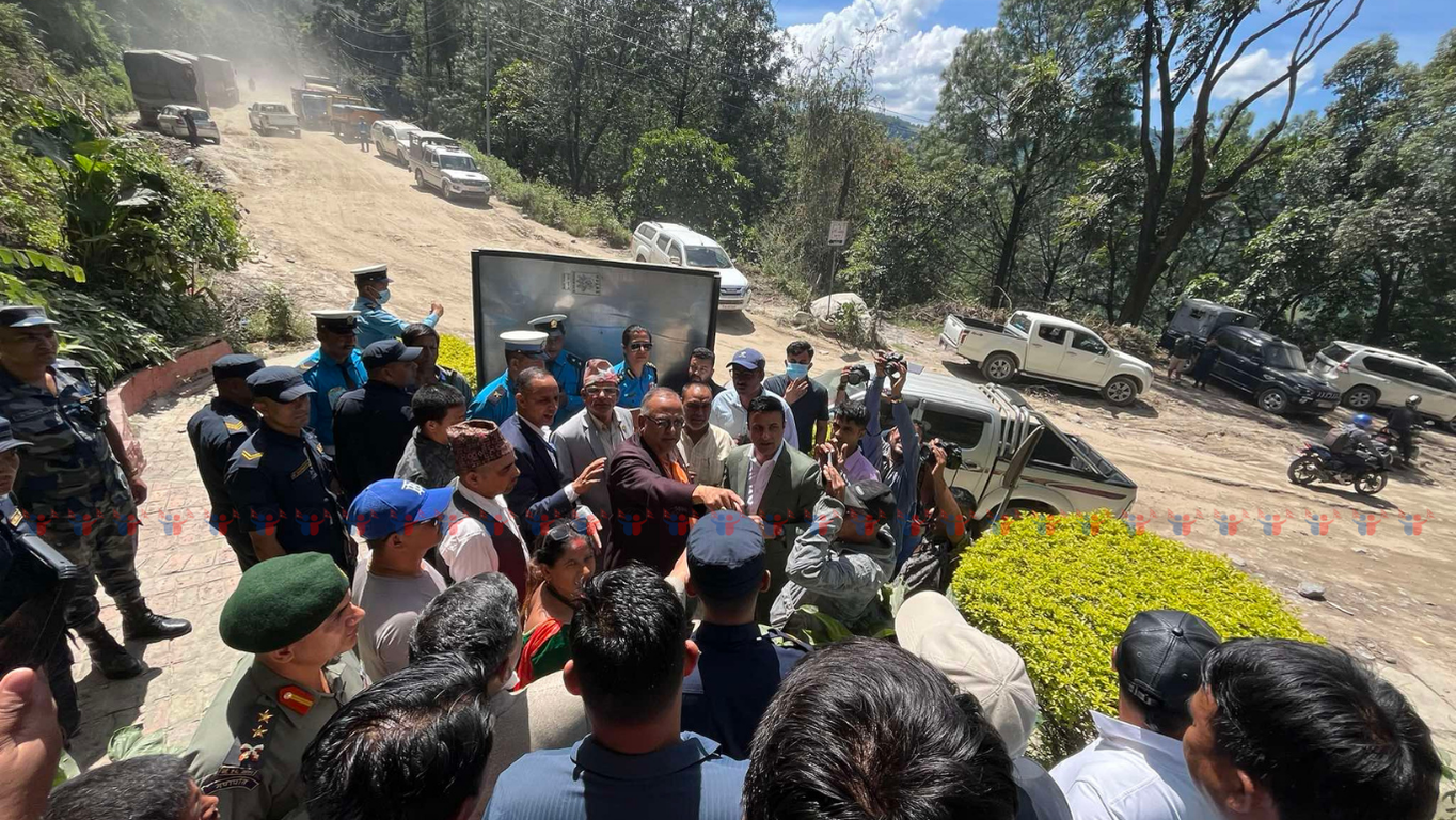 धुलिखेल-खावा सडक ठेक्का तोड्न सरकारलाई आग्रह गर्ने पुर्वाधार समितिको आस्वासन
