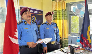 नक्कली सरकारी नम्बर प्लेट राखेर गाँजा तस्करी