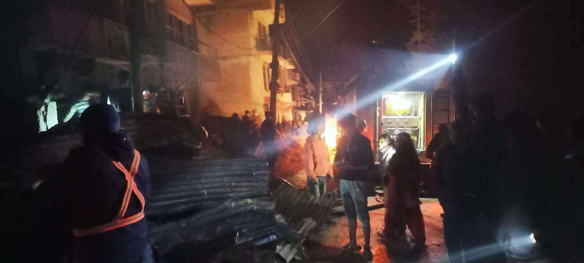 काठ उद्योगमा भएको आगलागीमा परी एक जनाको मृत्यु