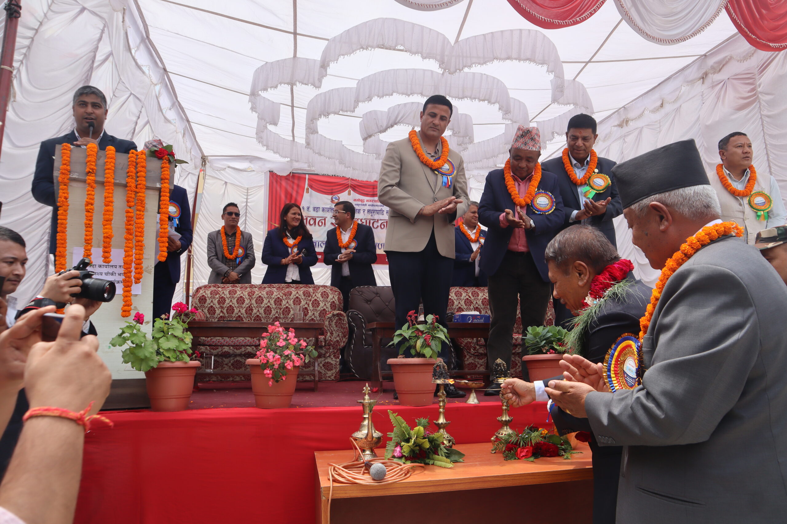 कुनै व्यक्ती र झुन्डले भन्दैमा यो व्यवस्था परिवर्तन सम्भव छैन : उपप्रधानमन्त्री सिंह