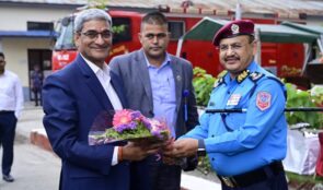 गृहमन्त्री रमेश लेखकद्वारा नेपाल प्रहरी विपद् व्यवस्थापन कार्यालयको निरीक्षण तथा निर्देशन