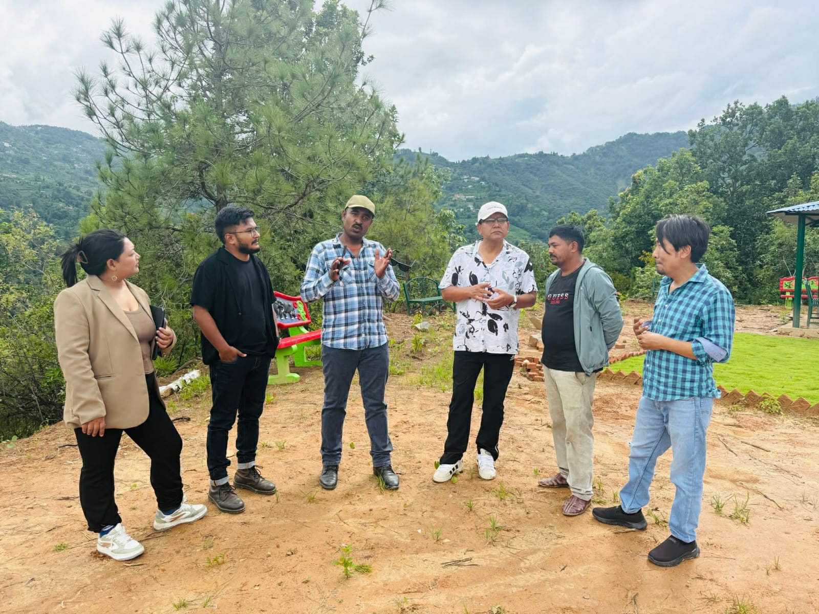 फिल्म सिटी : धुलिखेल–८ मा १३ सय रोपनी क्षेत्रमा निर्माणाधीन, बोर्ड अध्यक्ष डीसीसहित प्राविधिक टोलीको स्थलगत अवलोकन