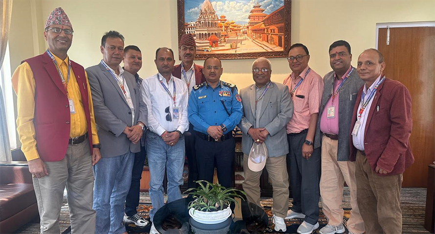 ओभरलोडमा कडाइ गर्न ट्रक महासंघको आग्रह