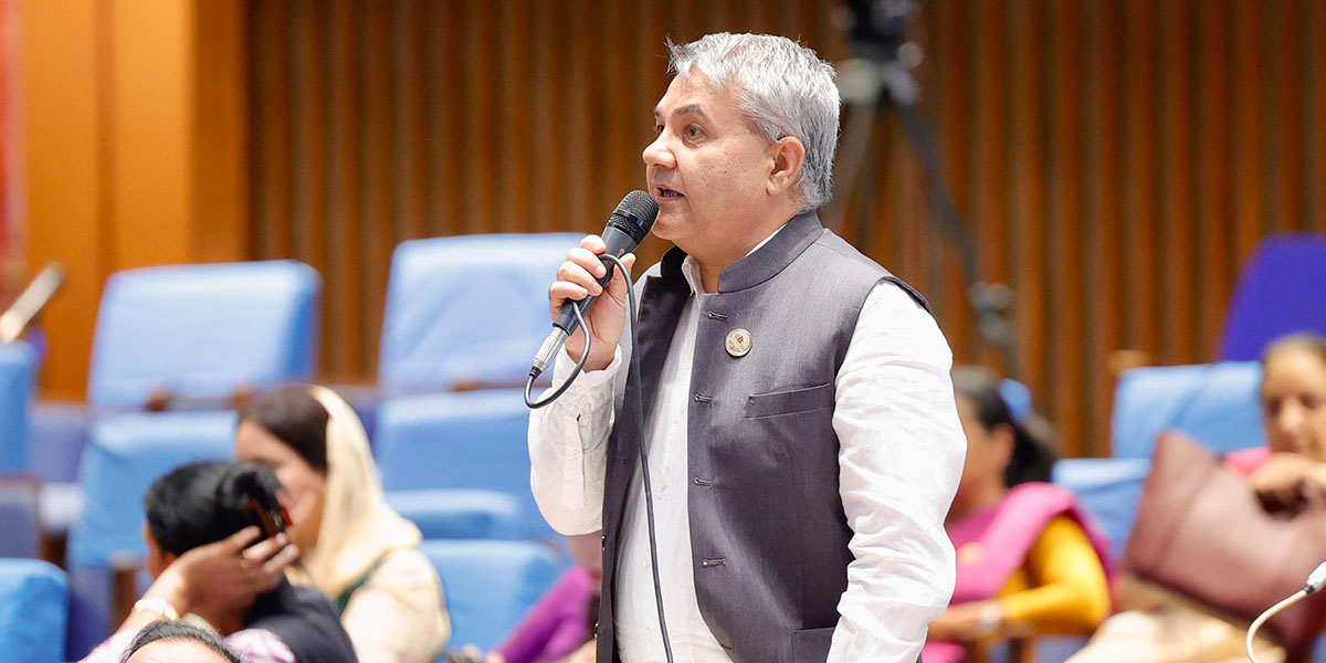 लोकप्रियतावादले समाज भड्काएर जनताका सपनाको डकैती गर्न खोज्दैछ : गोकुल बास्कोटा