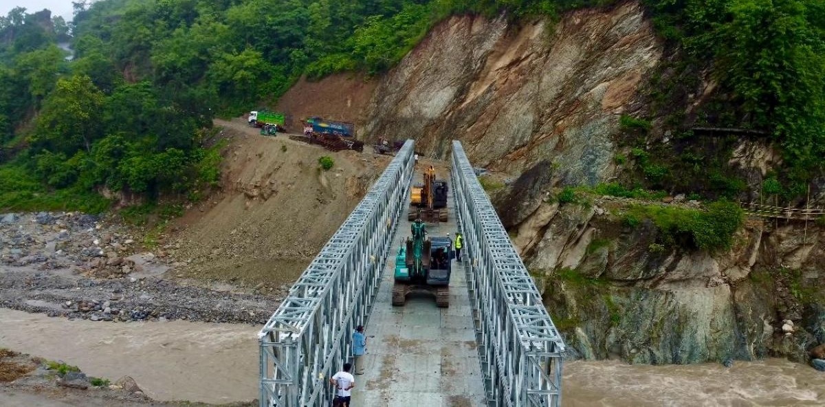 पाँचथरको हेंवा खोलामा ‘मोडुलर बेलिब्रिज’ जडान